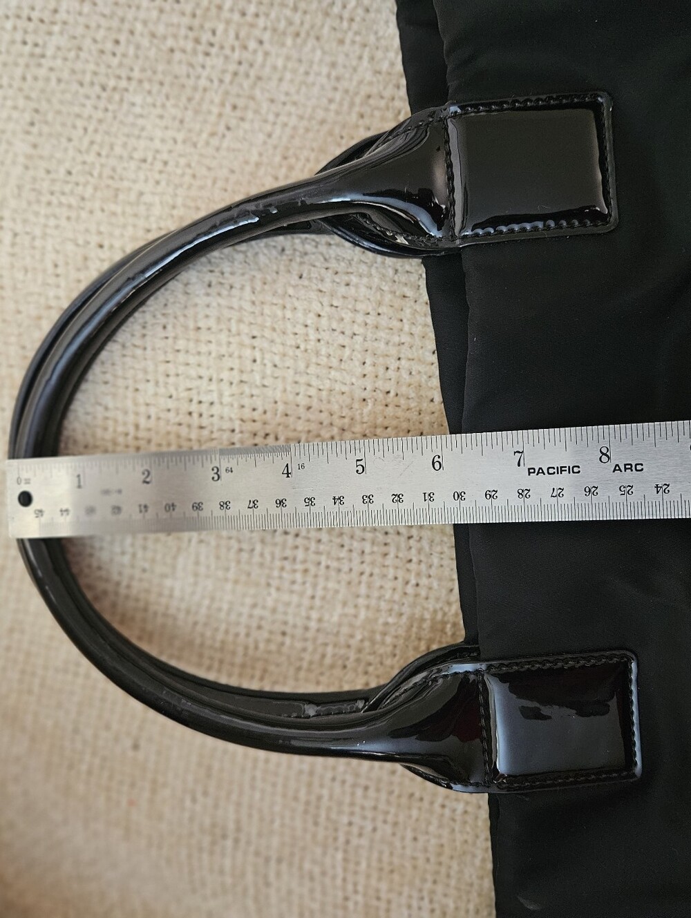 Tory BURCH Black Nylon And Patent Trim Ella Tote Bag with Quilted Medallion - Picture 5 of 7